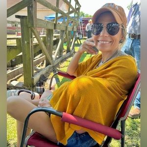 Amma “cocoon” nursing cover.